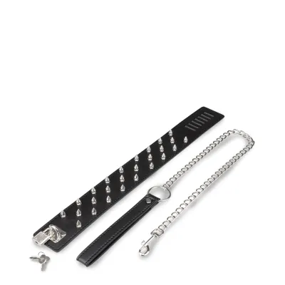 Collier BDSM cuir et pointes