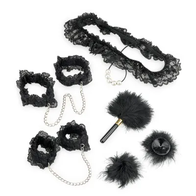 Kit coquin menottes, string, nippies et plumeau Red Room