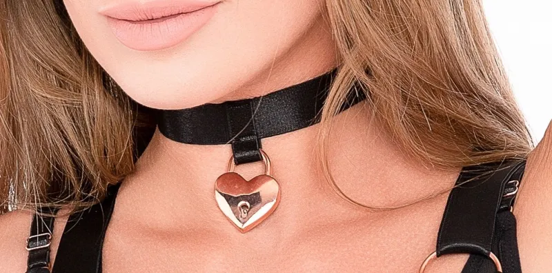 Tour de Cou Coeur avec Cadenas HARNESS COUTURE Noir