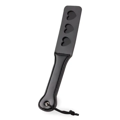Paddle BDSM en similicuir avec cœurs