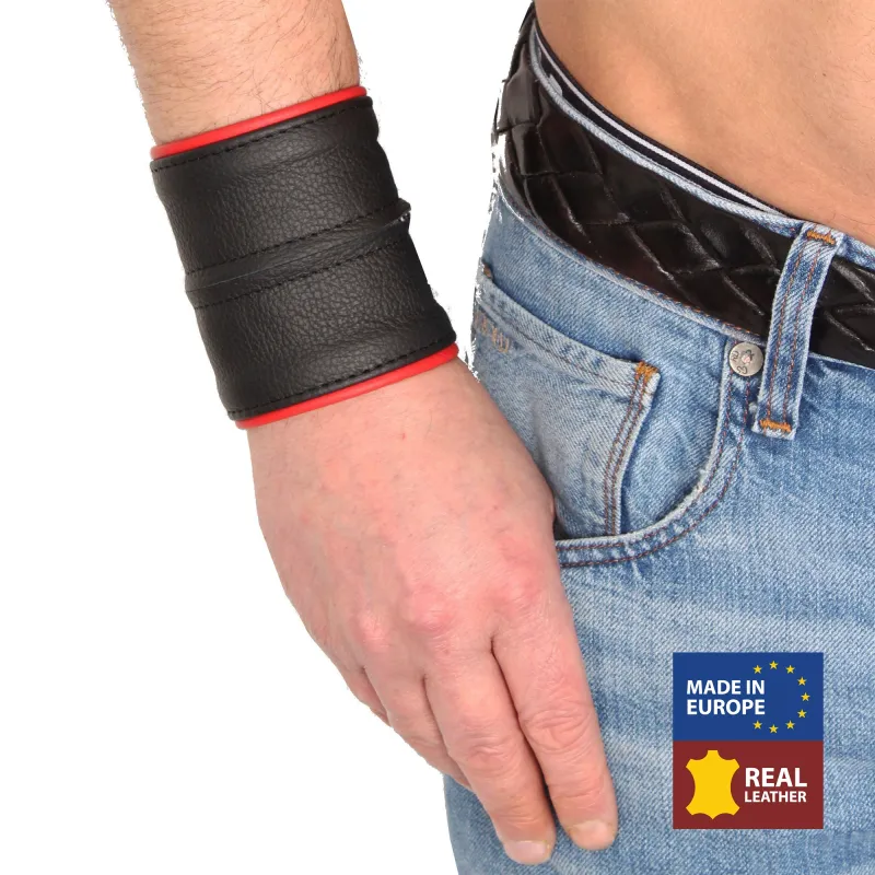 The Red Poignet bracelet de force en cuir - Noir/Rouge avec zip