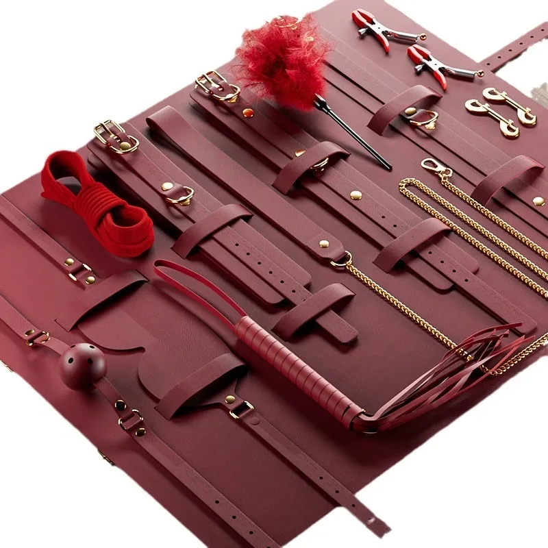 Coffret BDSM 11 Pièces CLARISSA Rouge