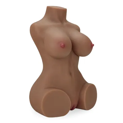 Buste masturbateur peau mate Layana 8,8kg